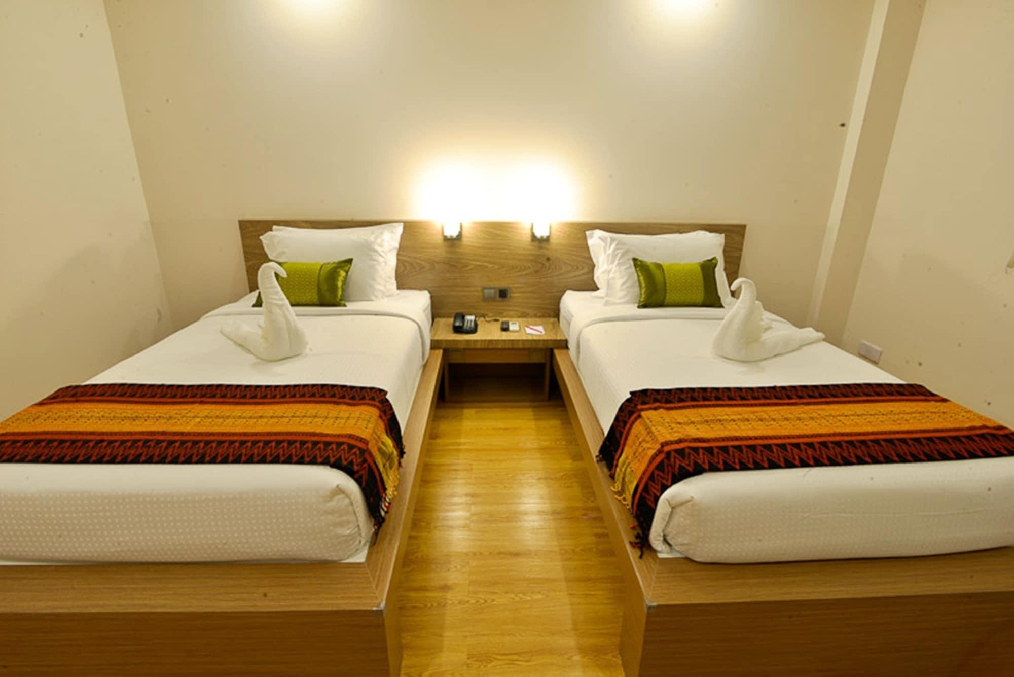 Serene Valley Hotel Янгон Екстериор снимка