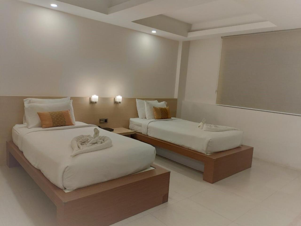 Serene Valley Hotel Янгон Екстериор снимка